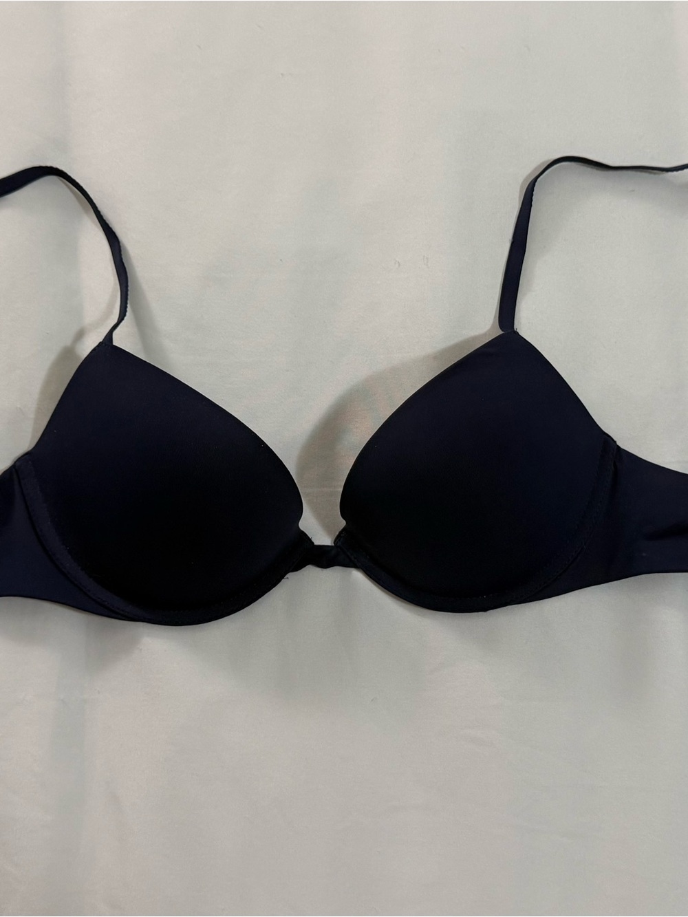 NWOT Victoria's Secret Navy Push-Up Bra